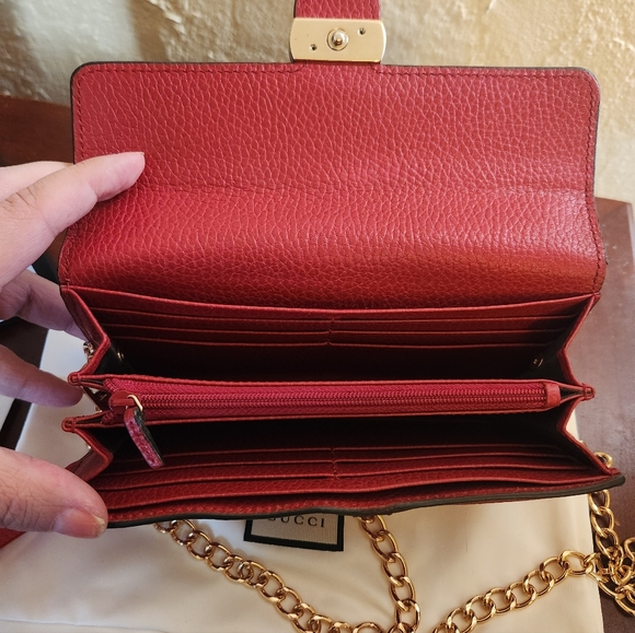 Gucci Interlocking GG Icon Red Leather Wallet on Chain - Picture 5 of 8